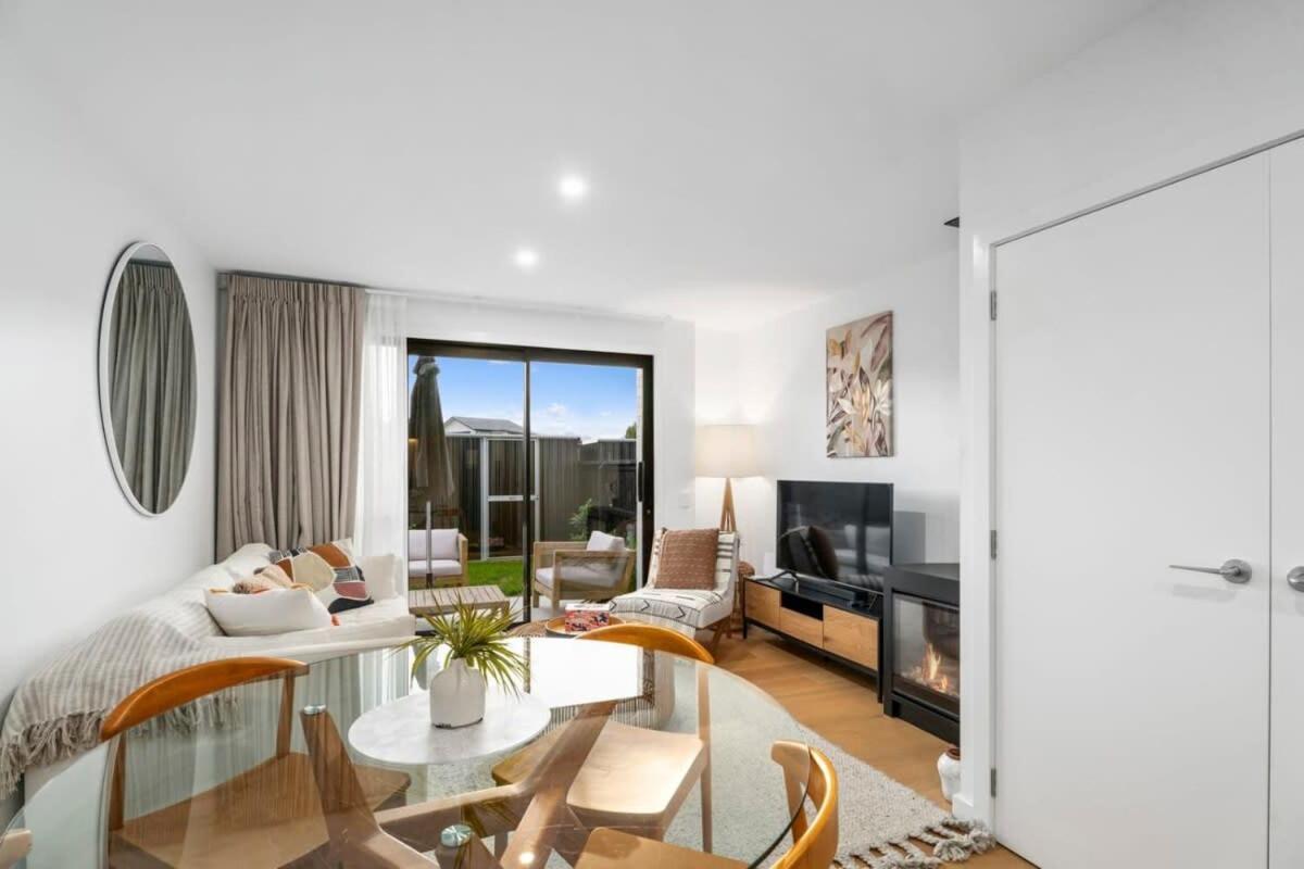 Wanaka Riverside Townhouse Retreat Albert Town Exterior foto